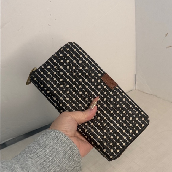 Fossil Black and Cream full sized  Wallet - Picture 9 of 9
